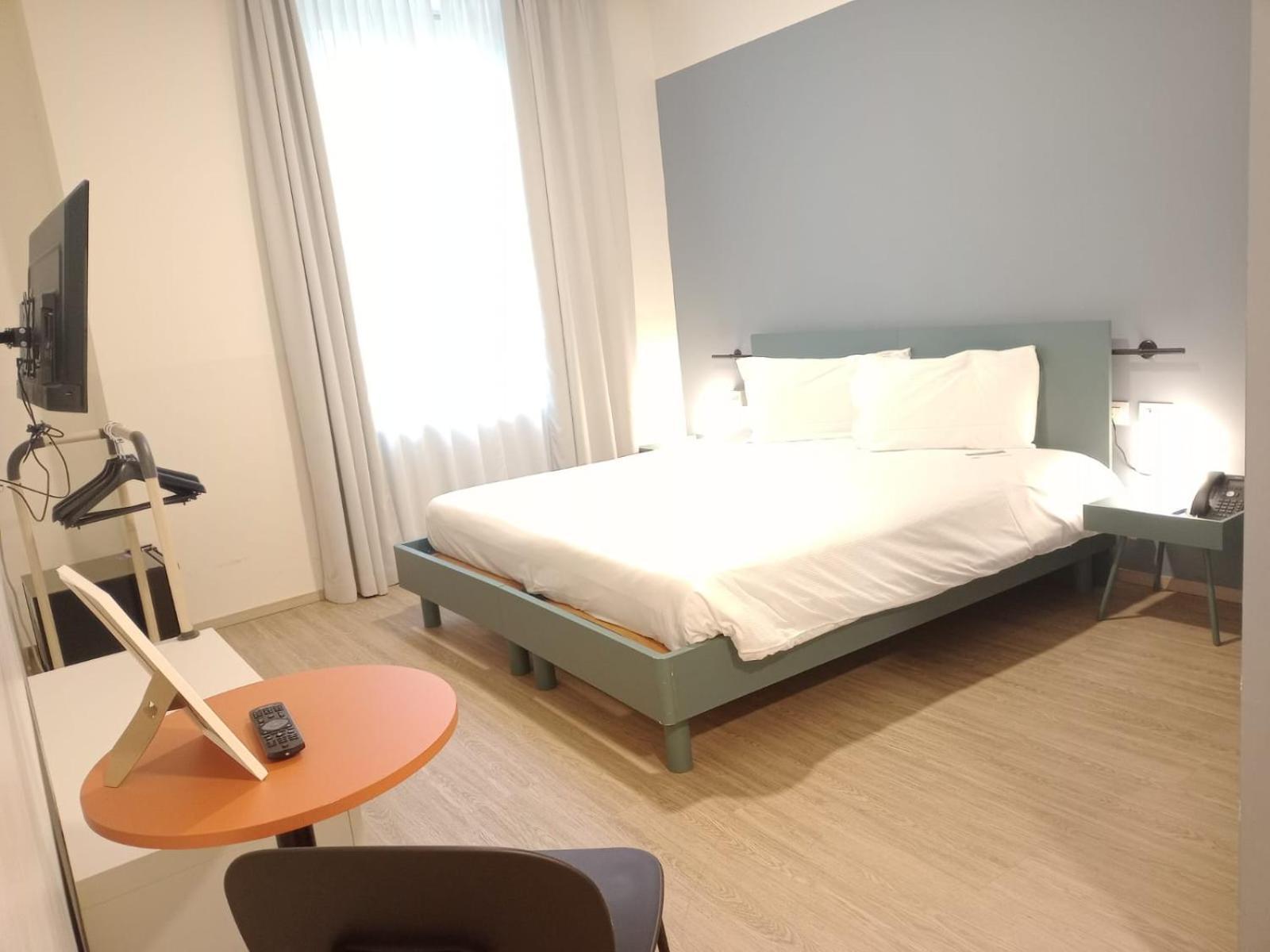 Camplus Bernini Casa Per Ferie Turin Exteriör bild